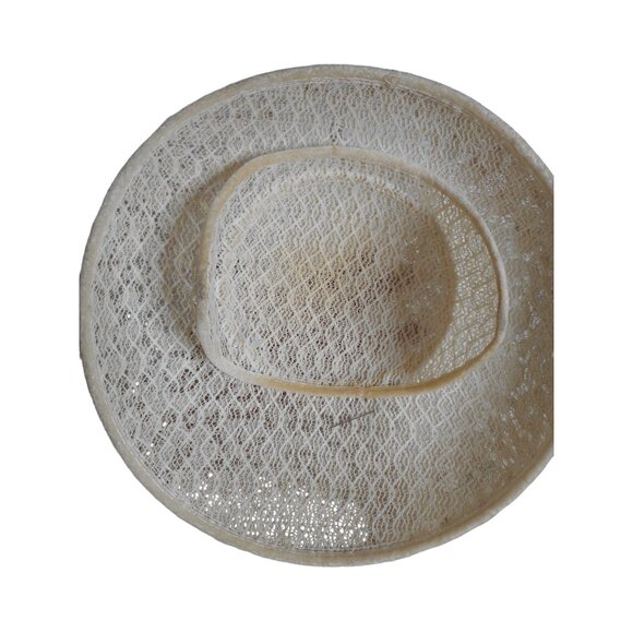 Vintage 1950s Mushroom Cream lace hat with tan lace accent - Estate Find - Picture 7 of 8